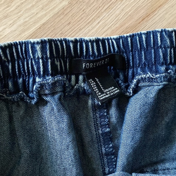 NWOT Forever 21 Harem Jean Pants - Picture 3 of 5